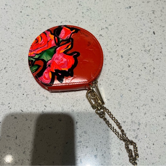 Louis Vuitton patent monogram Stephen sprouse floral circle coin key chain pouch - Picture 3 of 5